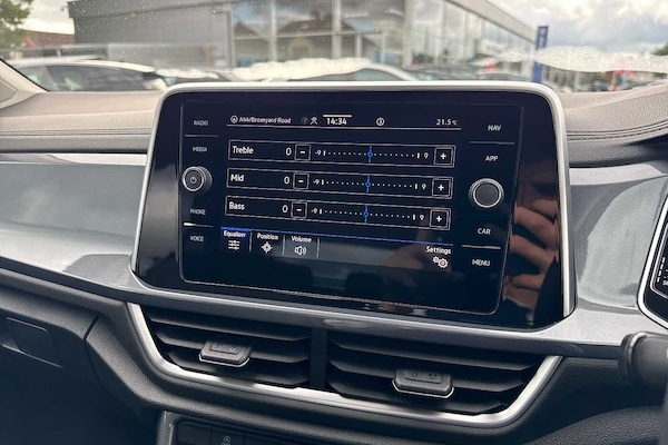 Used Volkswagen T-Roc 2023 for sale - 75966488: Photo 28