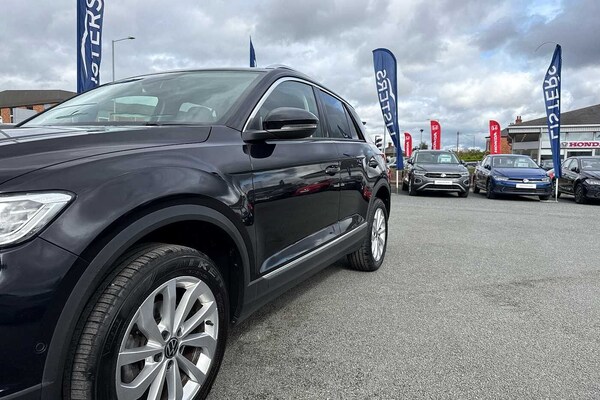 Used Volkswagen T-Roc 2023 for sale - 75966488: Photo 49
