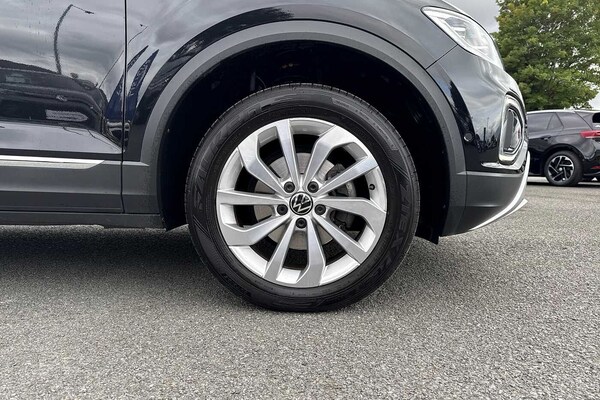 Used Volkswagen T-Roc 2023 for sale - 75966488: Photo 5