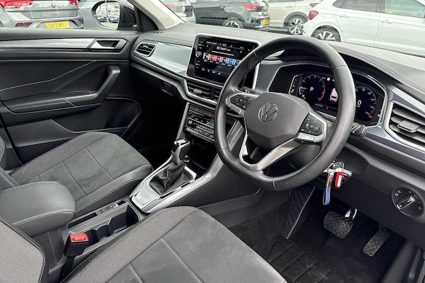 Used Volkswagen T-Roc 2023 for sale - 75966488: Photo 6