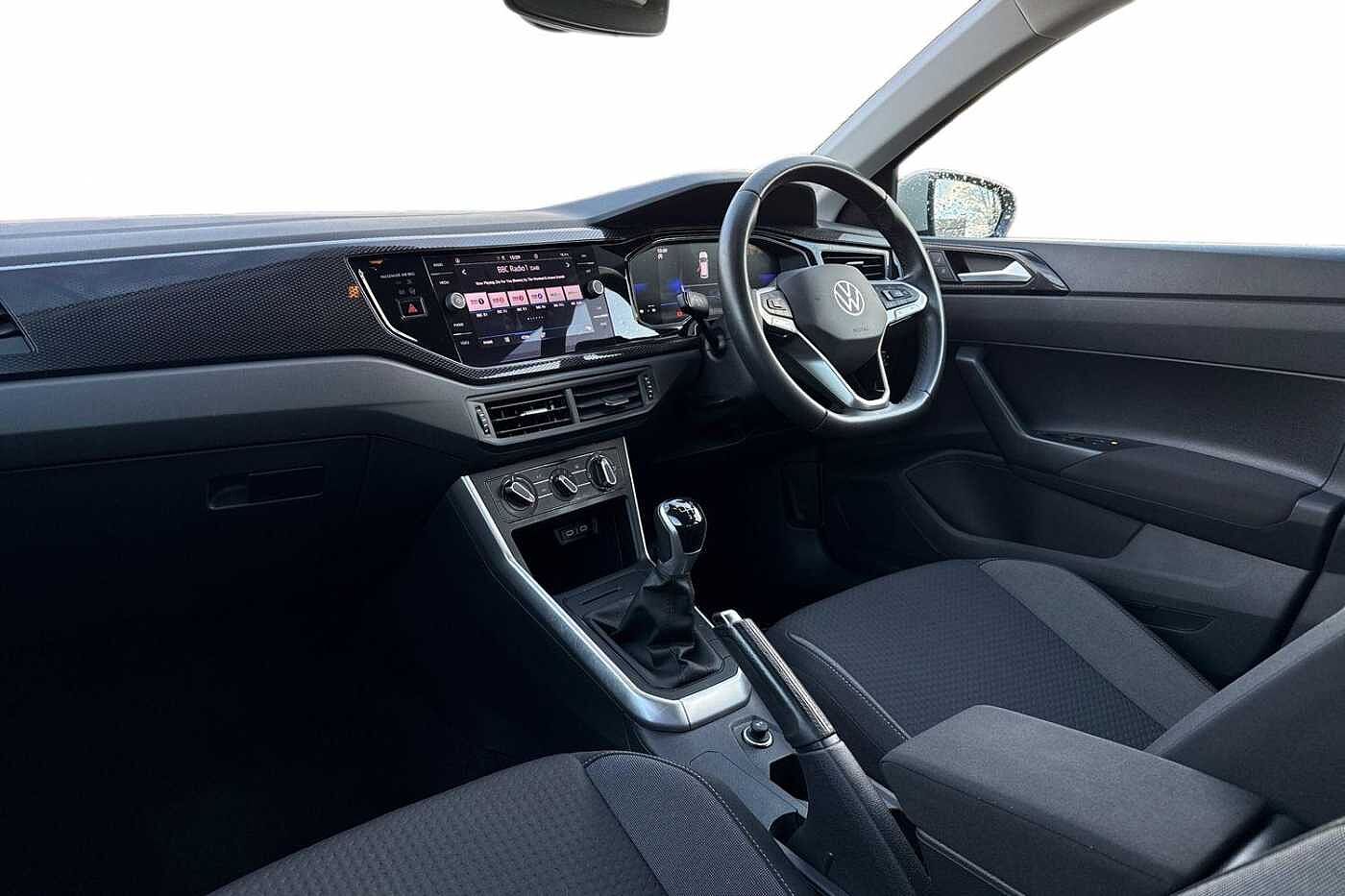 Used Volkswagen Polo 2023 for sale - 76800318: Photo 2