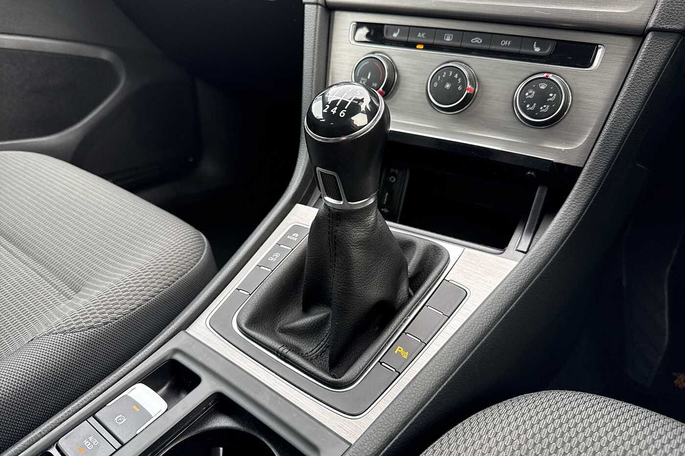 Used Volkswagen Golf 2016 for sale - 76692733: Photo 10