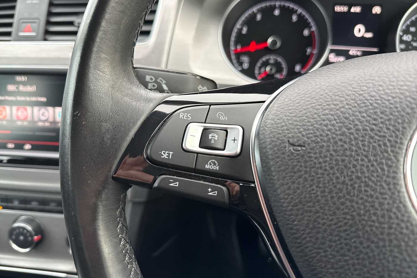 Used Volkswagen Golf 2016 for sale - 76692733: Photo 18