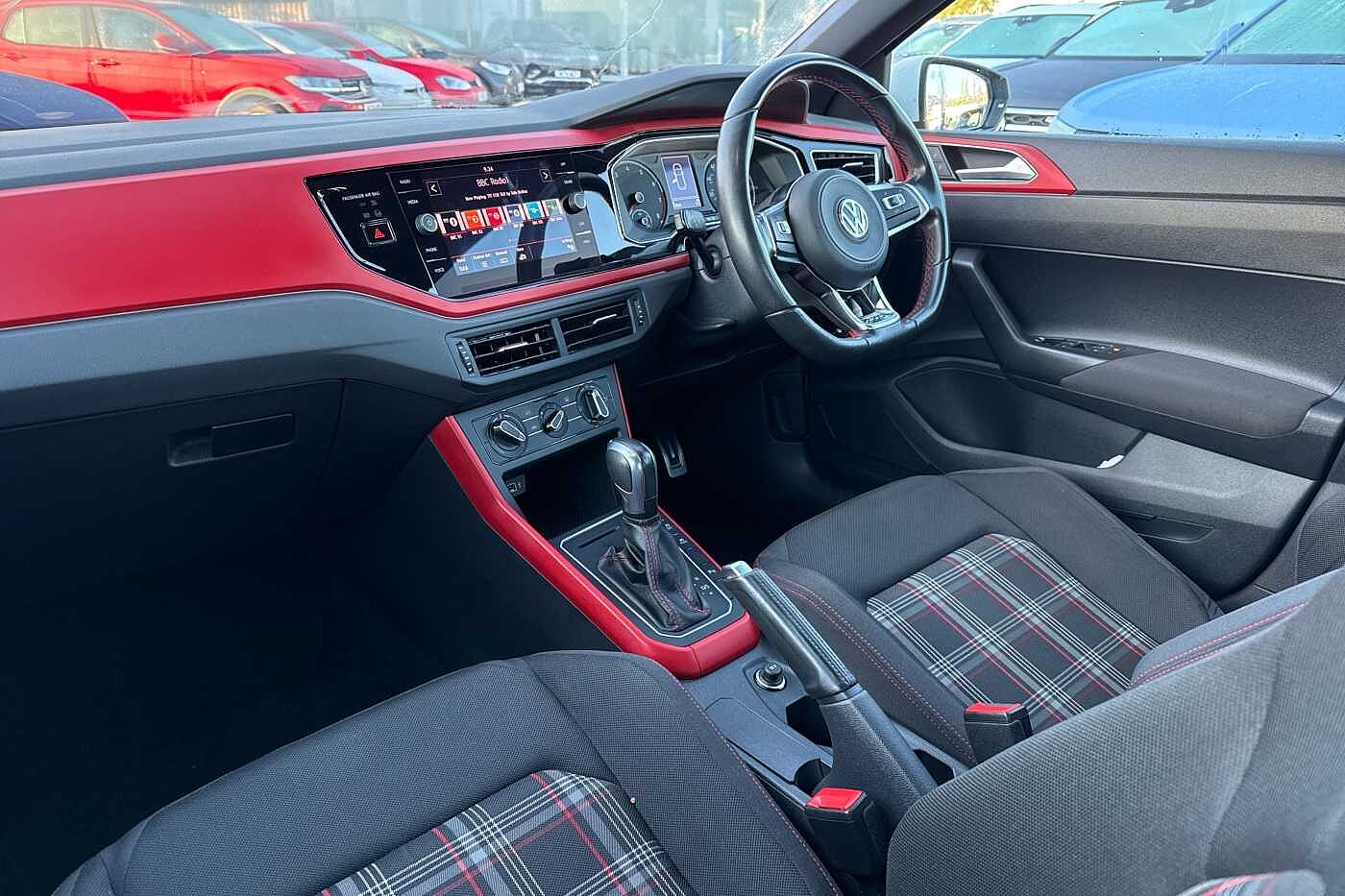 Used Volkswagen Polo 2020 for sale - 76609212: Photo 2