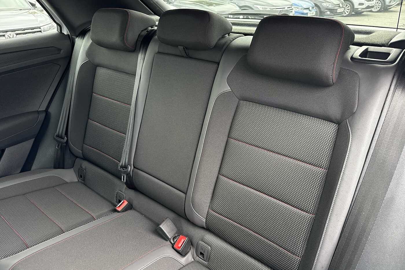 Used Volkswagen T-Roc 2022 for sale - 76400314: Photo 11