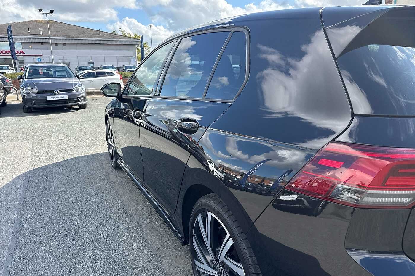 Used Volkswagen Golf 2021 for sale - 76033177: Photo 46