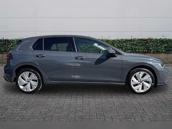 Used Volkswagen Golf 2025 for sale - 79133520: Photo