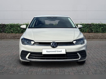 Used Volkswagen Polo 2024 for sale - 78088053: Photo