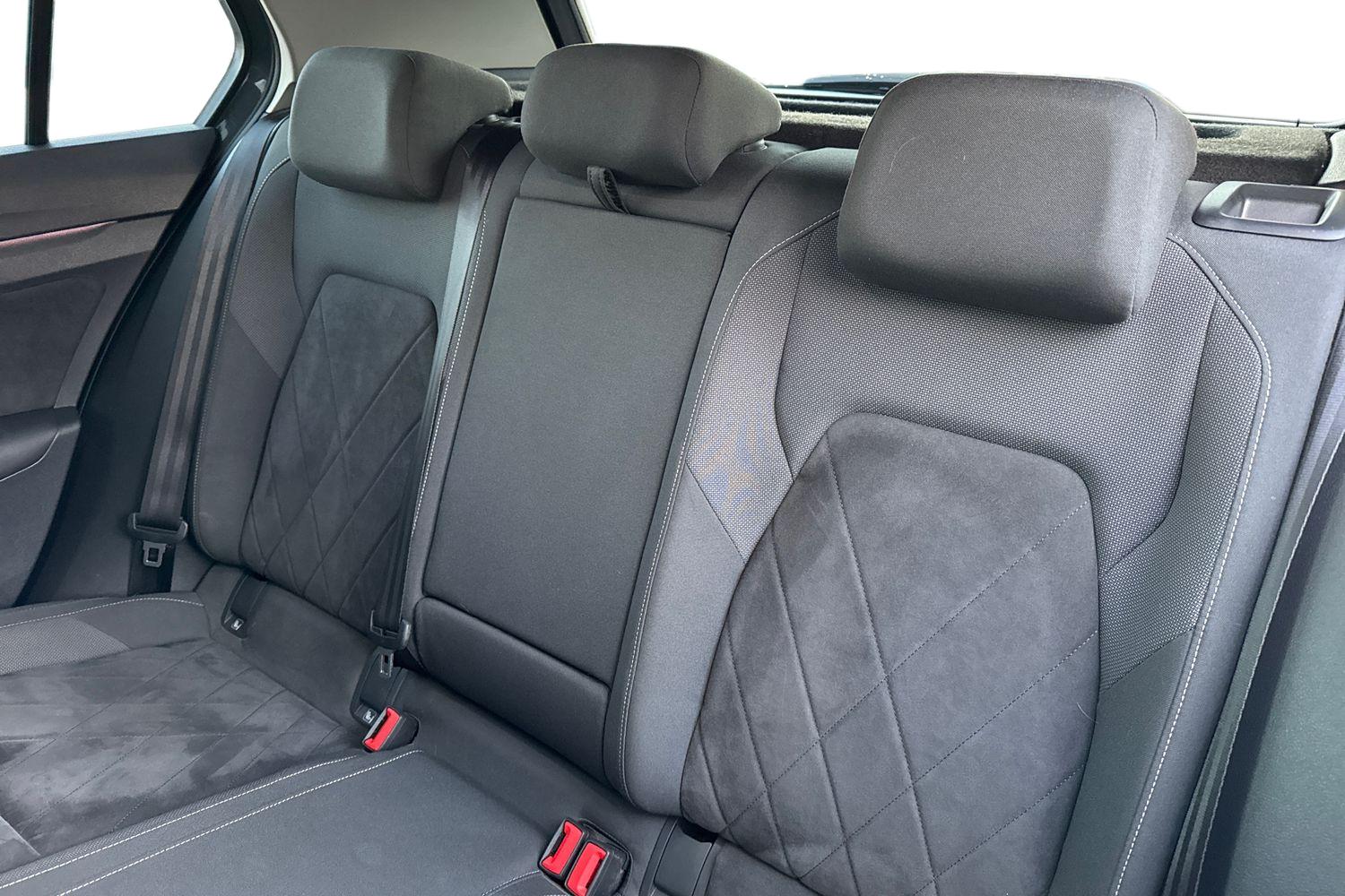 Used Volkswagen Golf 2023 for sale - 76937250: Photo 9