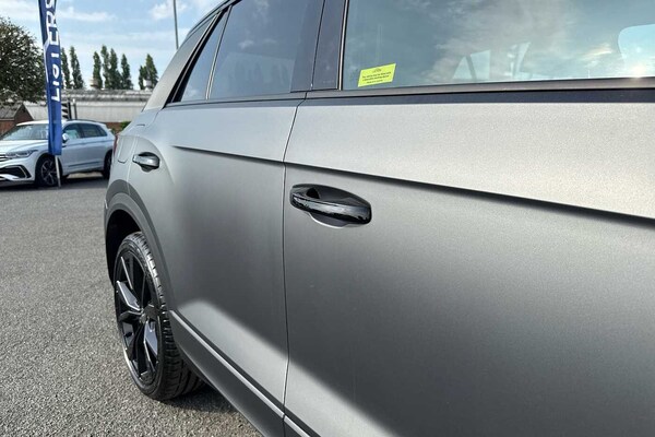 Used Volkswagen T-Roc 2025 for sale - 74535700: Photo 17