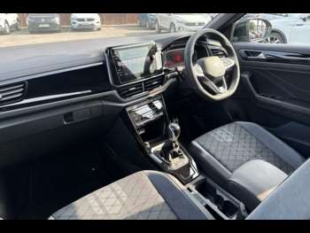 Used Volkswagen T-Roc 2025 for sale - 74535700: Photo