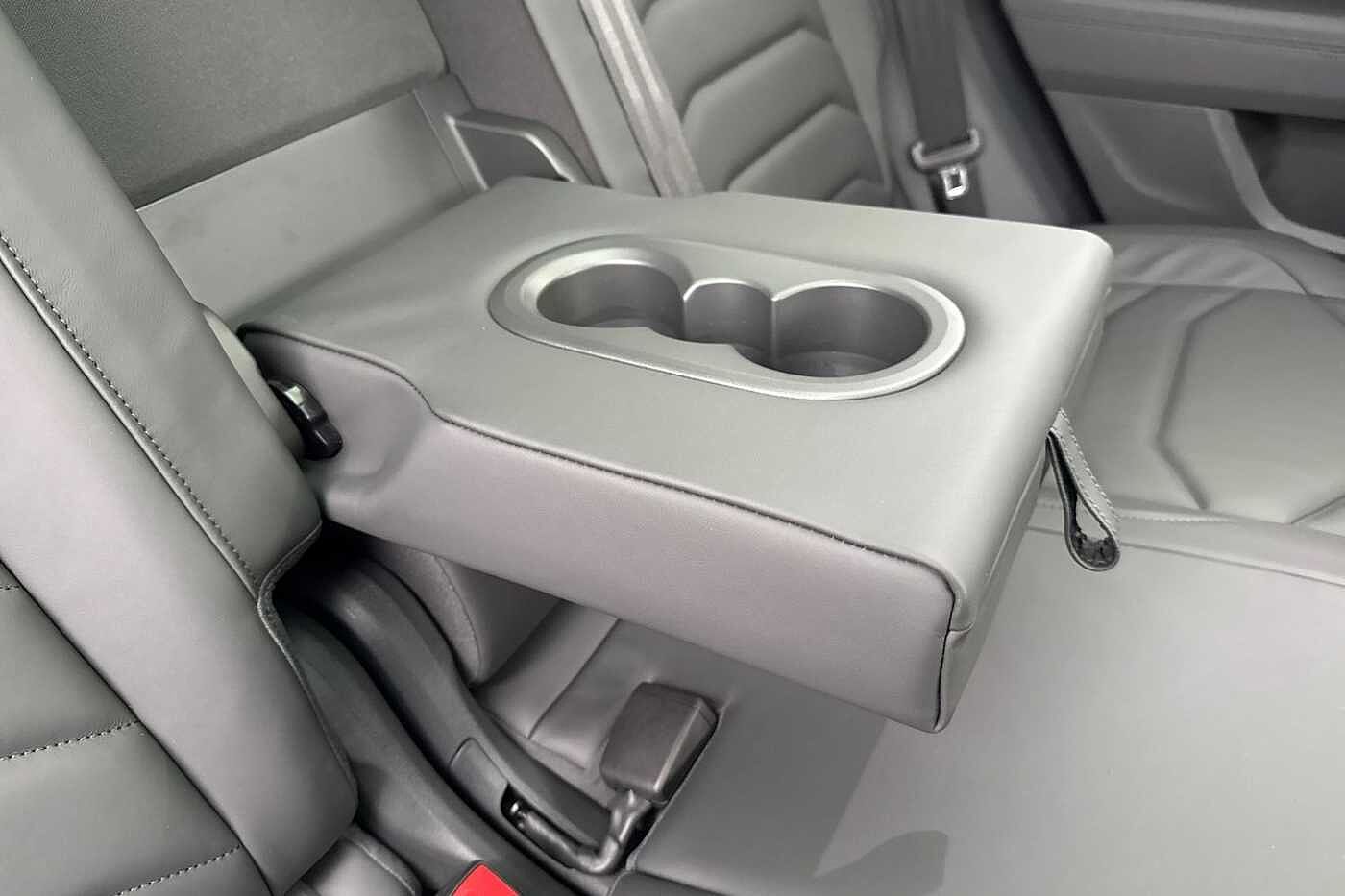 Used Volkswagen Touareg 2025 for sale - 77124376: Photo 25