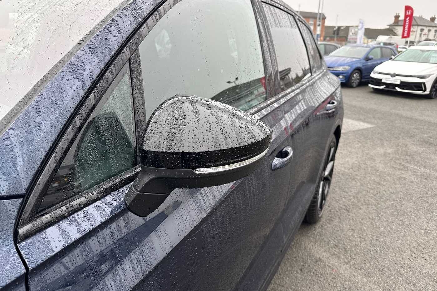 Used Volkswagen Touareg 2025 for sale - 77124376: Photo 32