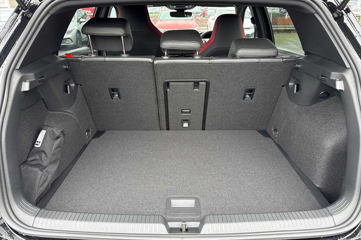 Used Volkswagen Golf 2026 for sale - 77346330: Photo 11