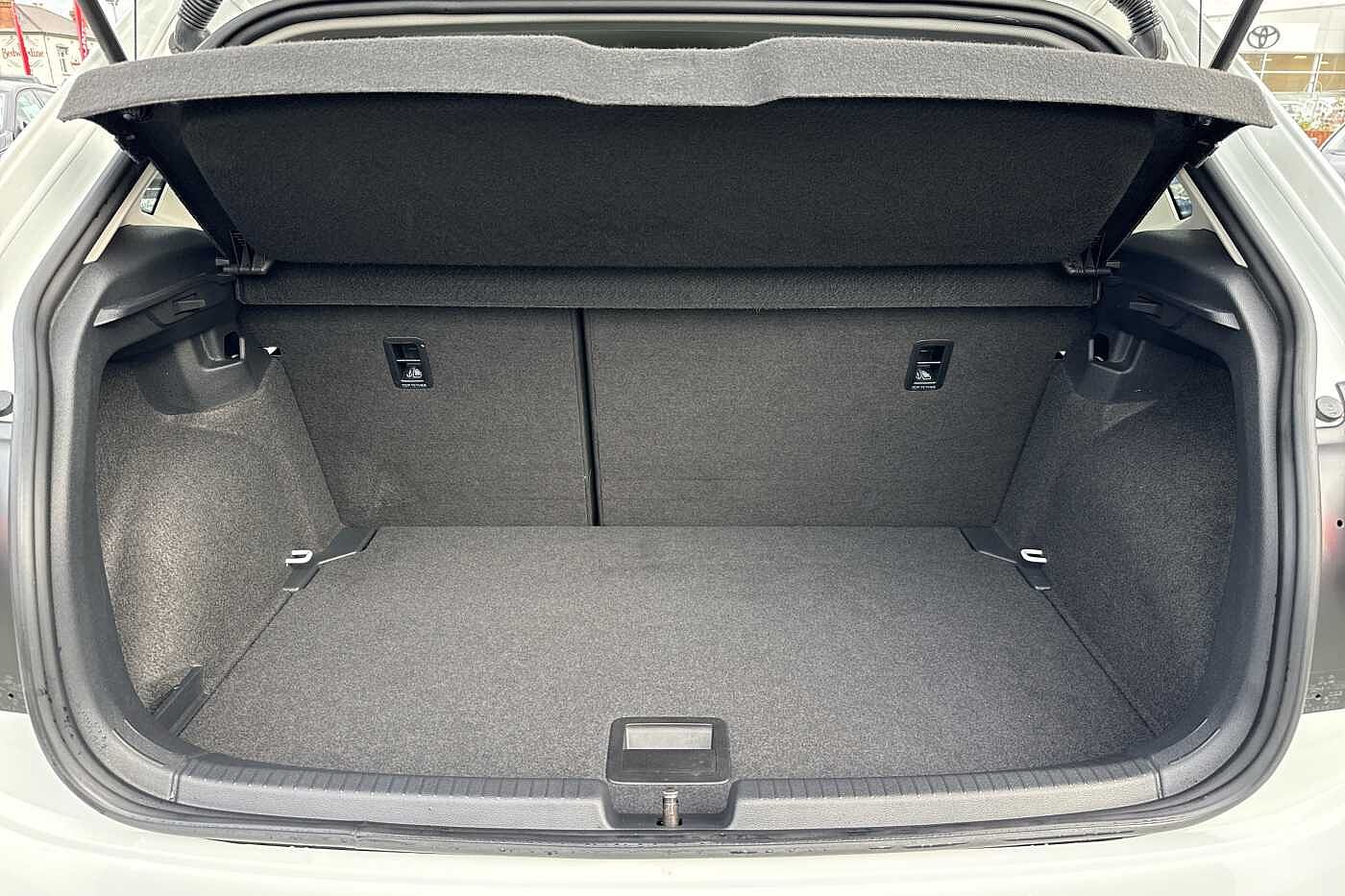 Used Volkswagen Polo 2023 for sale - 76261190: Photo 12