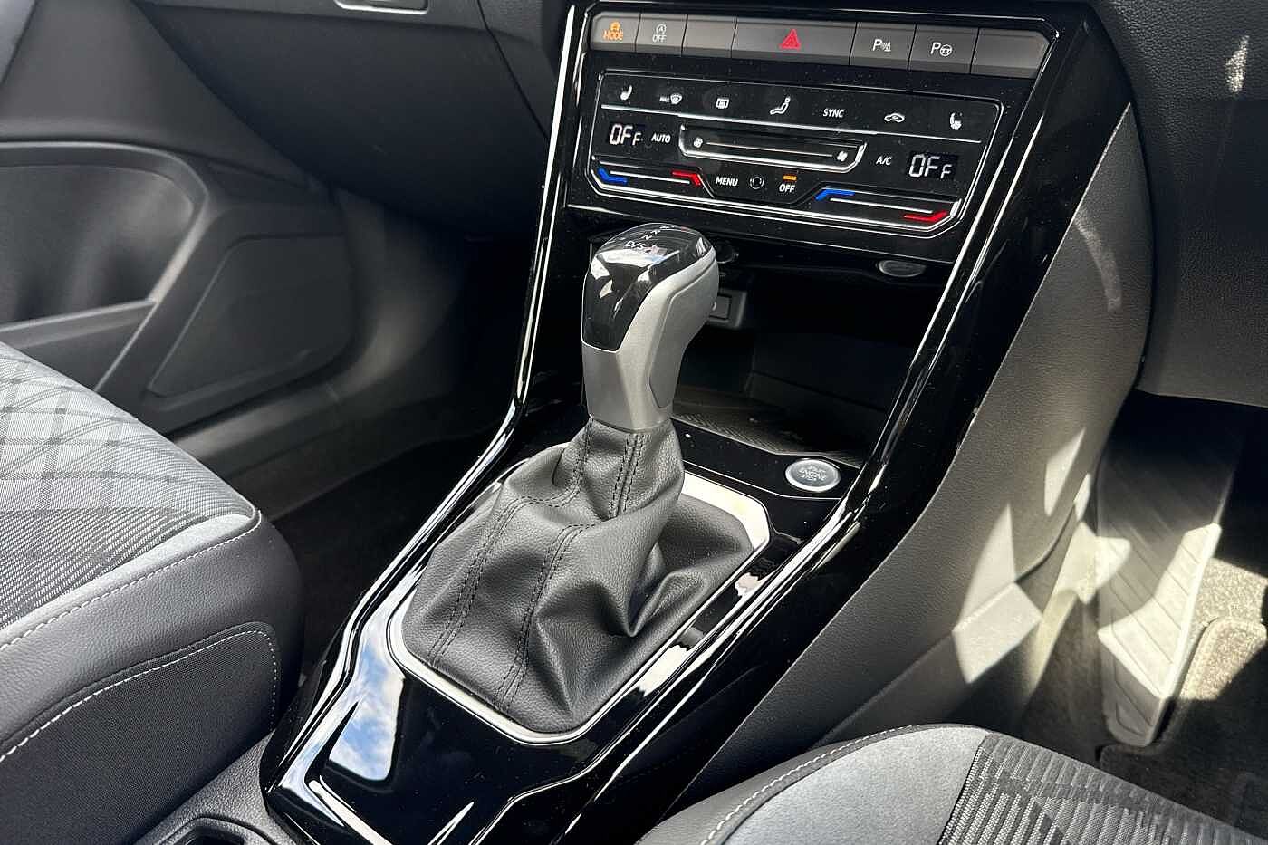 Used Volkswagen T-Roc 2025 for sale - 75450956: Photo 10