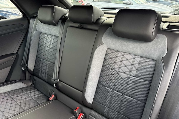 Used Volkswagen T-Roc 2025 for sale - 75450956: Photo 11