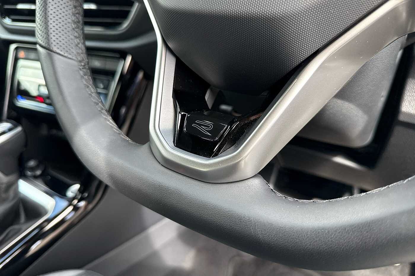 Used Volkswagen T-Roc 2025 for sale - 75450956: Photo 16