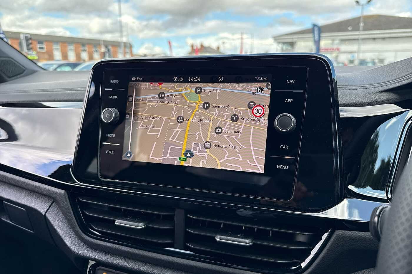 Used Volkswagen T-Roc 2025 for sale - 75450956: Photo 26