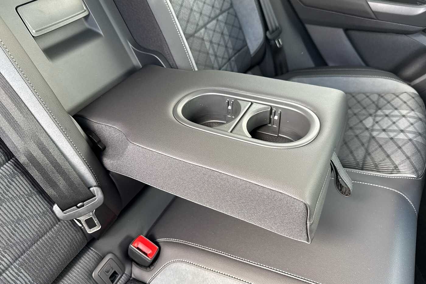 Used Volkswagen T-Roc 2025 for sale - 75450956: Photo 32