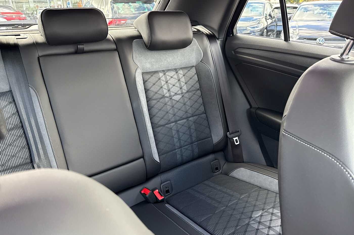 Used Volkswagen T-Roc 2025 for sale - 75450956: Photo 50