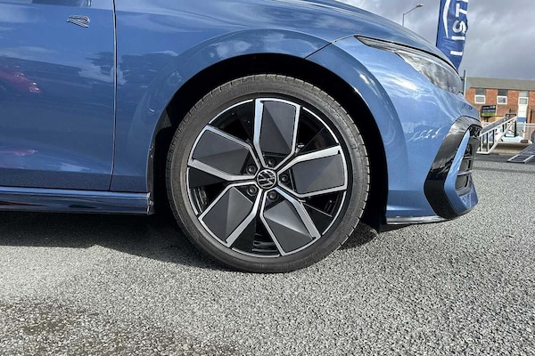 Used Volkswagen Golf 2025 for sale - 75450957: Photo 5