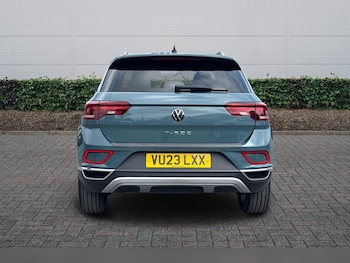Used Volkswagen T-Roc 2023 for sale - 78405929: Photo
