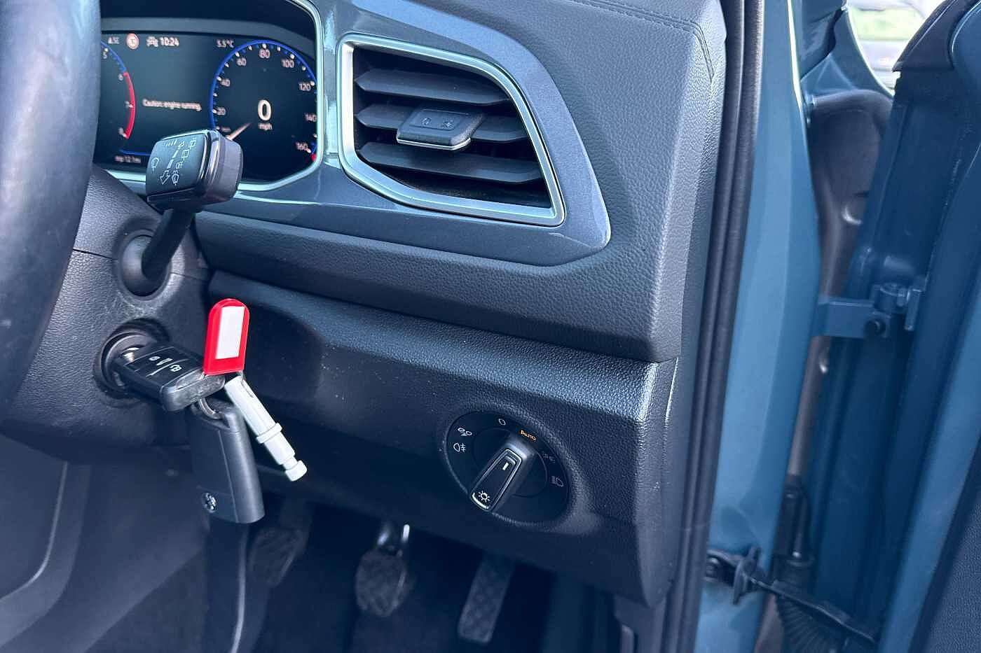 Used Volkswagen T-Roc 2023 for sale - 76539545: Photo 16