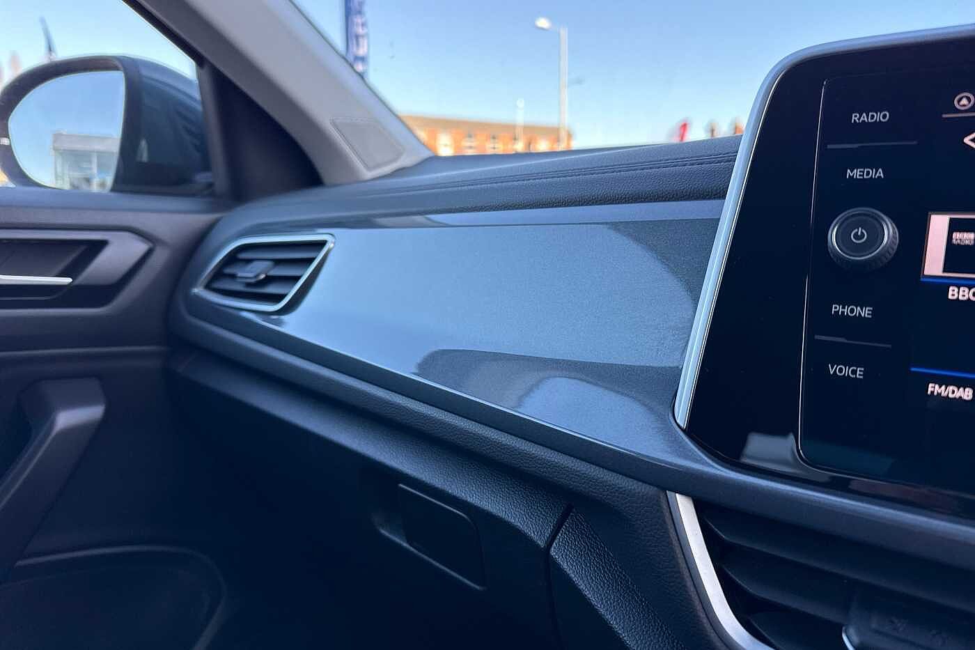 Used Volkswagen T-Roc 2023 for sale - 76539545: Photo 20