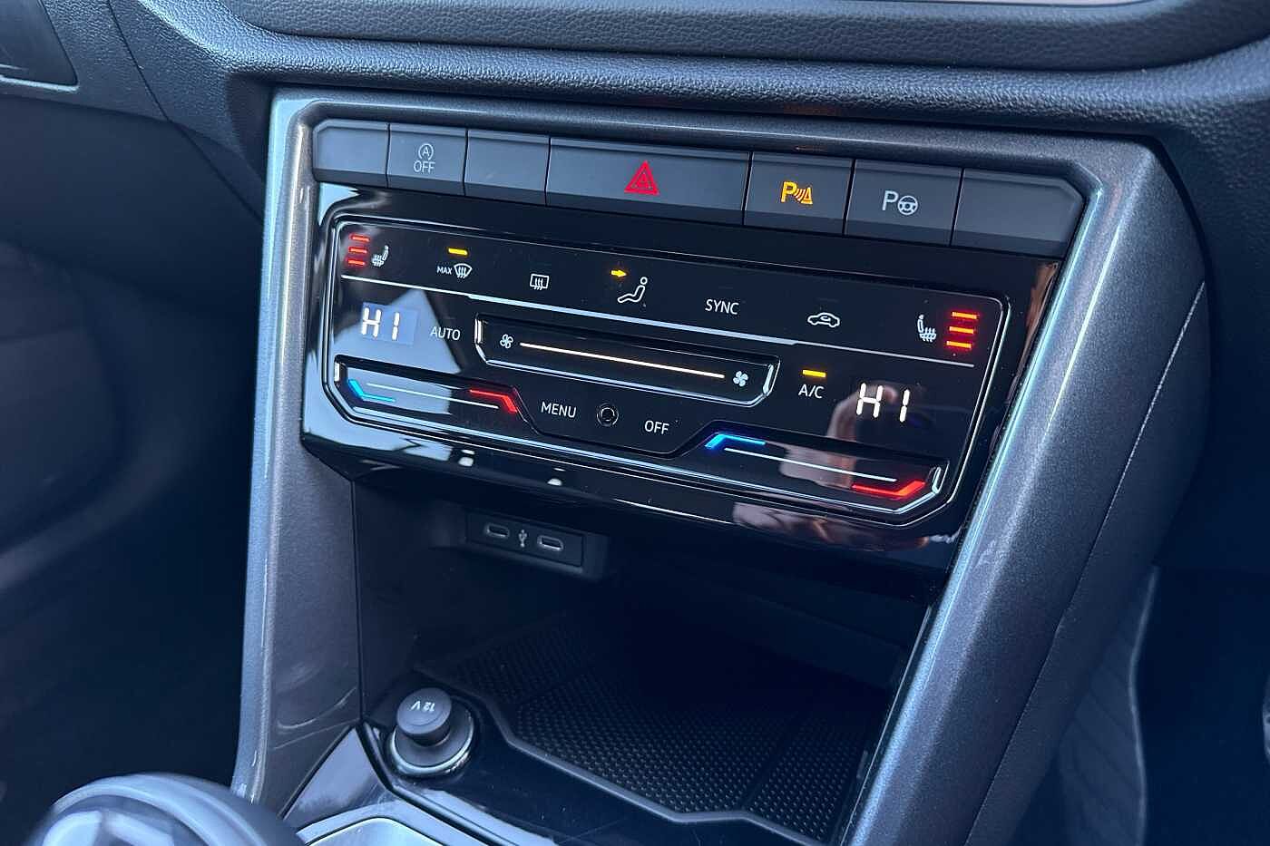 Used Volkswagen T-Roc 2023 for sale - 76539545: Photo 23