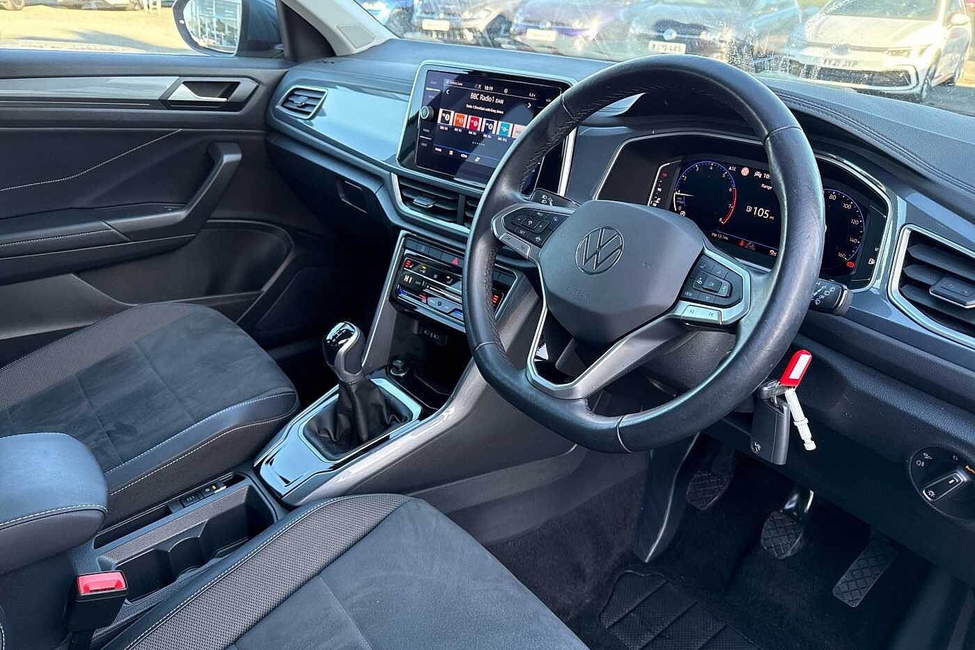 Used Volkswagen T-Roc 2023 for sale - 76539545: Photo 6