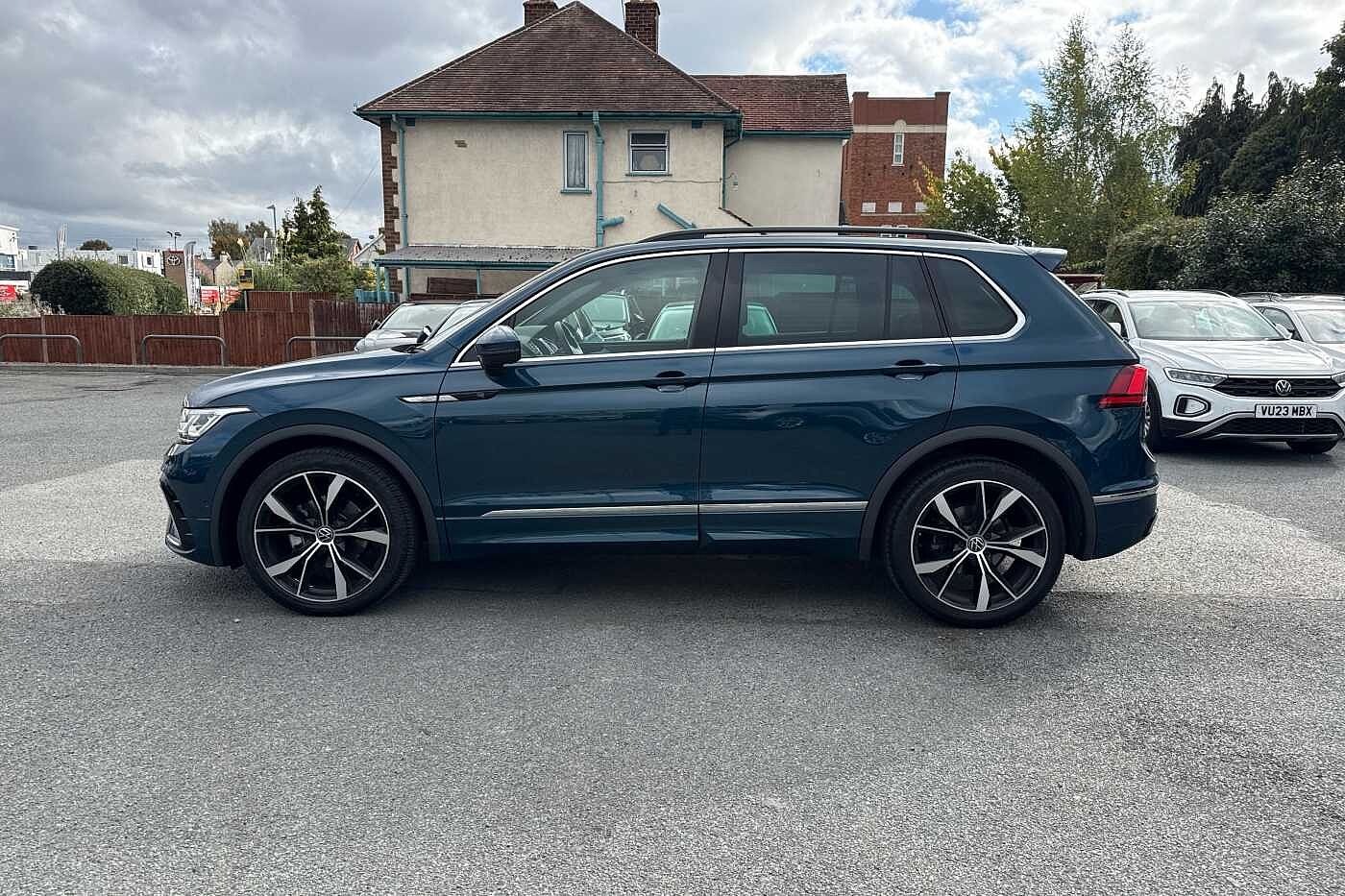 Used Volkswagen Tiguan 2023 for sale - 76190710: Photo 47