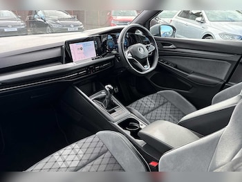 Used Volkswagen Golf 2021 for sale - 76359748: Photo