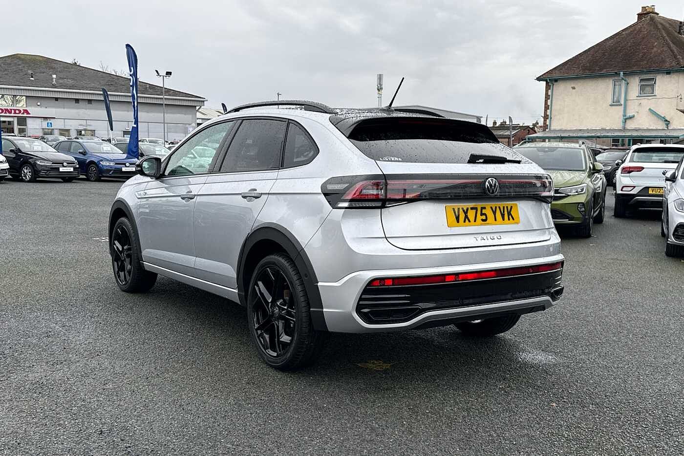 Used Volkswagen Taigo 2025 for sale - 76800547: Photo 3