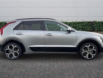 Used Kia Niro 2023 for sale - 76434250: Photo
