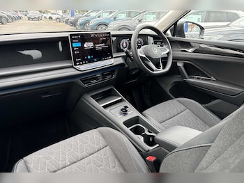 Used Volkswagen Tayron 2025 for sale - 76139632: Photo