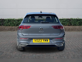Used Volkswagen Golf 2023 for sale - 78088242: Photo