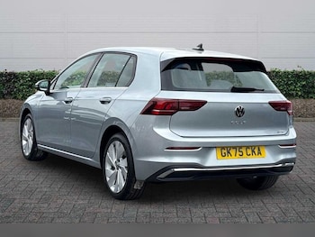 Used Volkswagen Golf 2025 for sale - 79133415: Photo