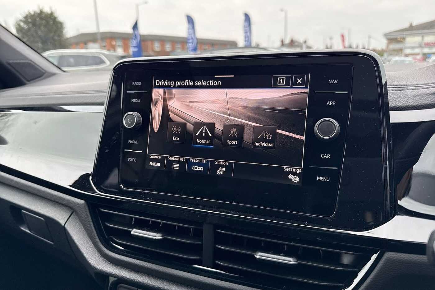 Used Volkswagen T-Roc 2026 for sale - 77412984: Photo 20