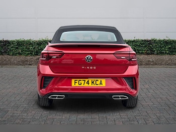 Used Volkswagen T-Roc 2024 for sale - 78087980: Photo