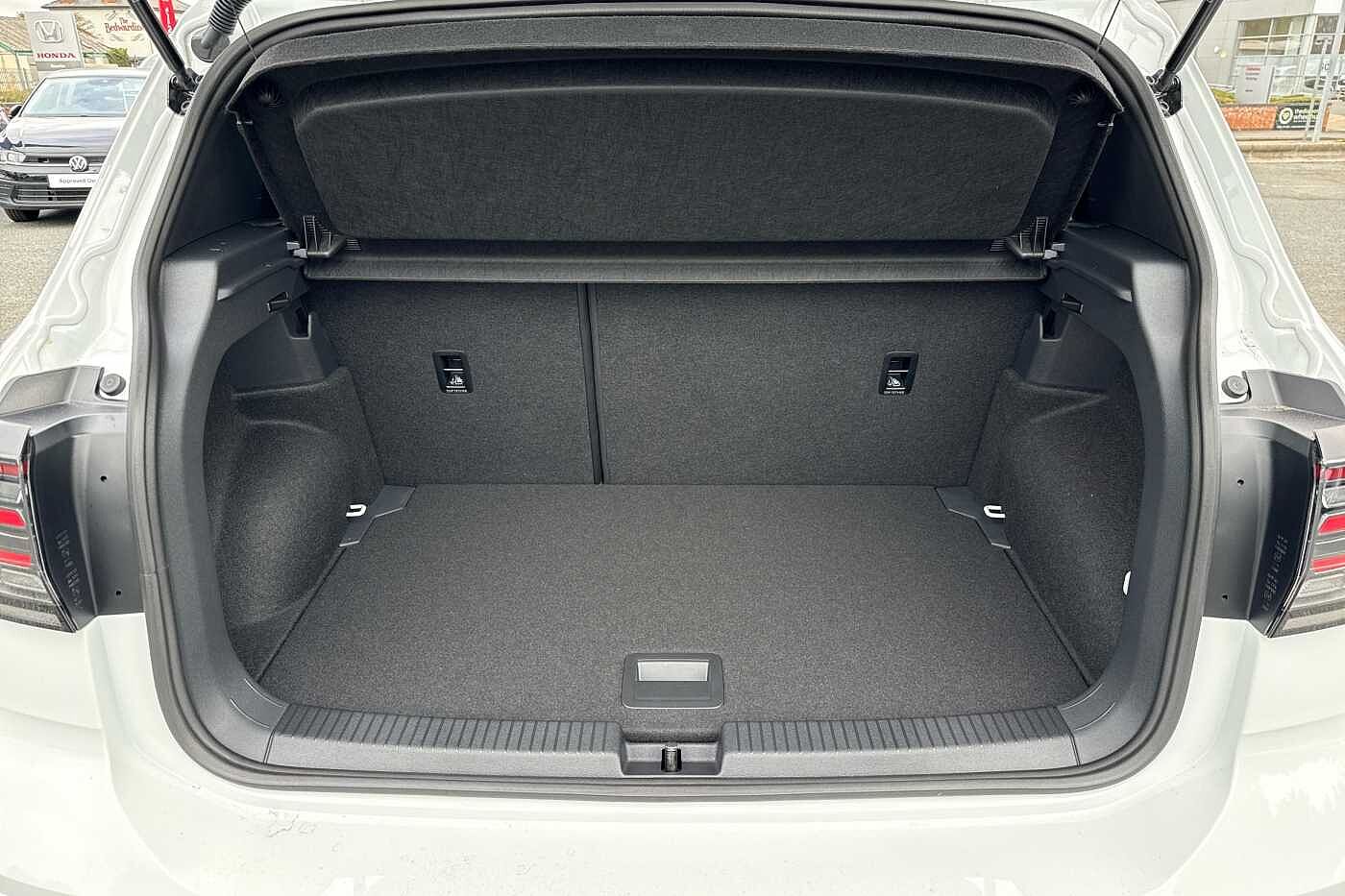 Used Volkswagen T-Cross 2025 for sale - 76154314: Photo 12