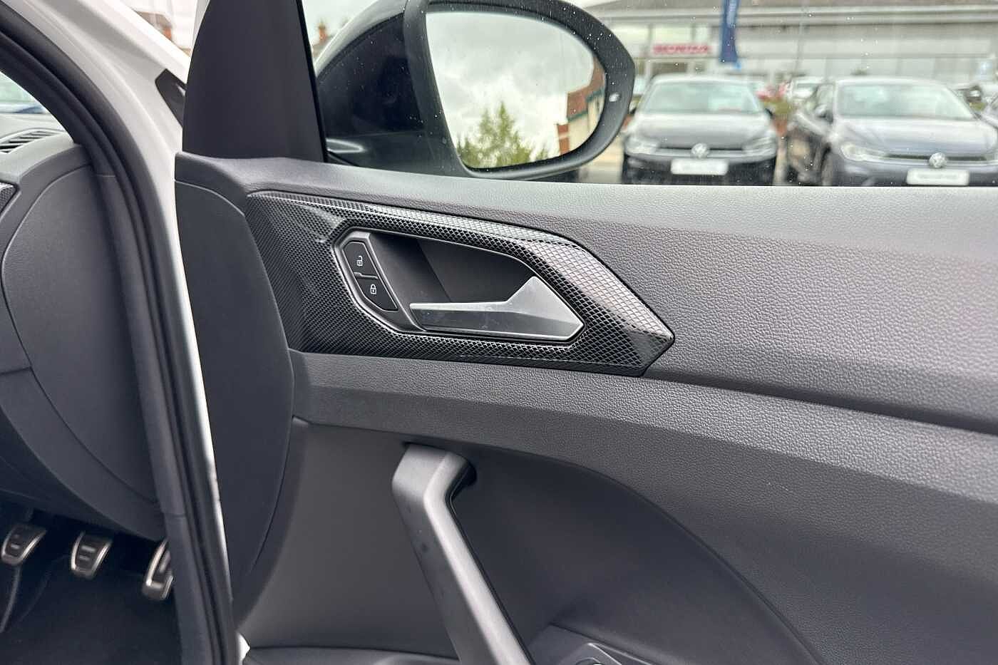 Used Volkswagen T-Cross 2025 for sale - 76154314: Photo 15