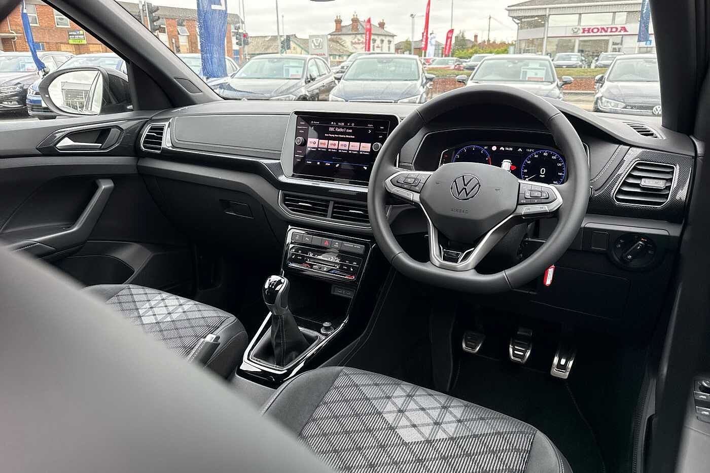 Used Volkswagen T-Cross 2025 for sale - 76154314: Photo 29