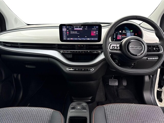 Used Fiat 500e 2023 for sale - 76434257: Photo 8