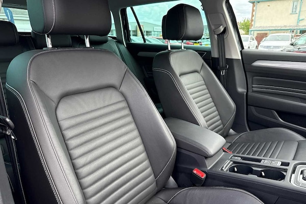 Used Volkswagen Passat 2023 for sale - 76228843: Photo 13
