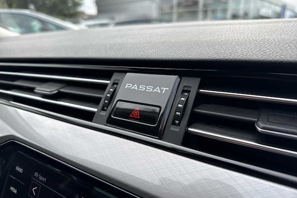 Used Volkswagen Passat 2023 for sale - 76228843: Photo 21