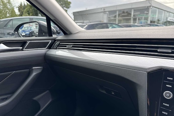Used Volkswagen Passat 2023 for sale - 76228843: Photo 22