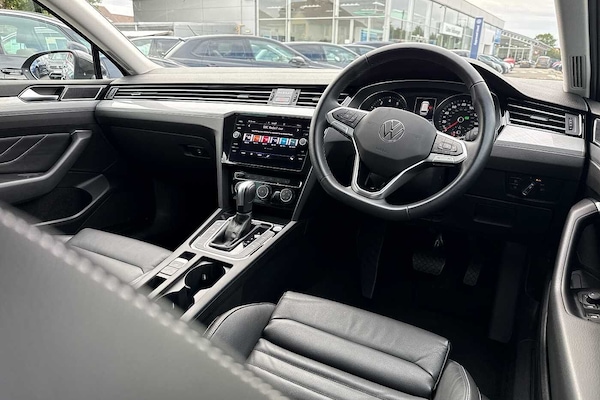 Used Volkswagen Passat 2023 for sale - 76228843: Photo 35