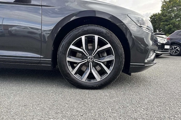 Used Volkswagen Passat 2023 for sale - 76228843: Photo 5