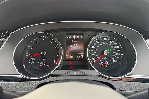 Used Volkswagen Passat 2023 for sale - 76228843: Photo 7